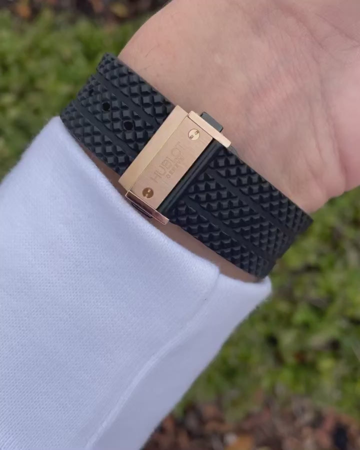 Hublot Big Bang 44mm - Rose Gold & Black Ceramic Edition ( Clearing stock sale )