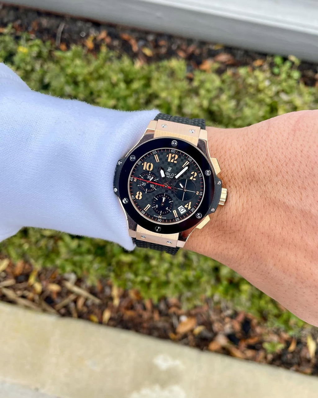 Hublot Big Bang 44mm - Rose Gold & Black Ceramic Edition ( Clearing stock sale )